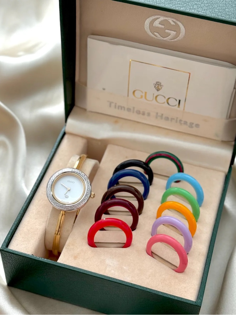AUTHENTIC VINTAGE GUCCI PLAY 12 BEZEL WATCH (WITH DIAMOND CUT BEZEL) - FULL SET